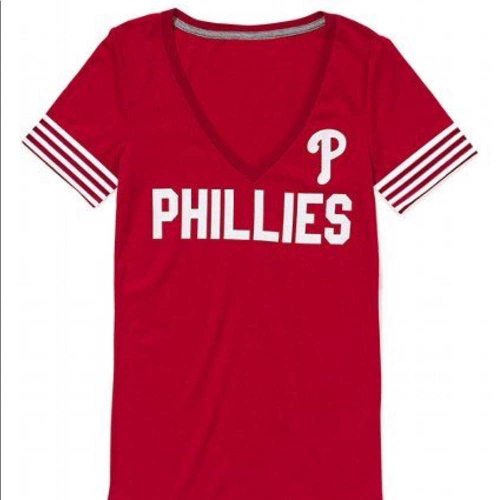 NWT VS PINK MLB Phillies V-Neck